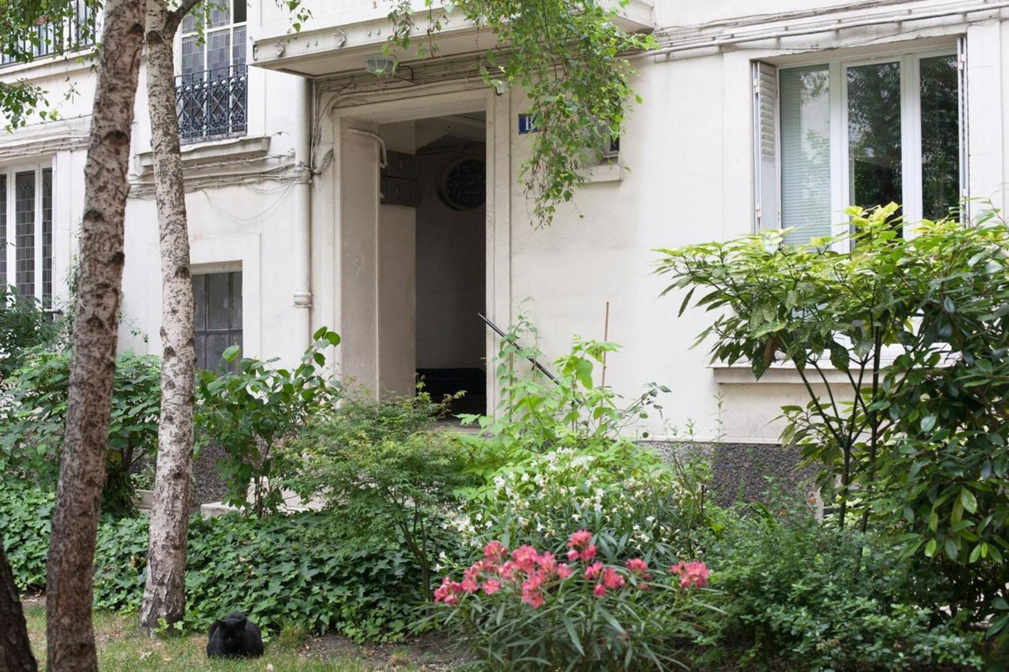 So Cute 55m2 And Quiet With A Courtyard Garden Appartamento