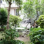 So Cute 55M2 And Quiet With A Courtyard Garden